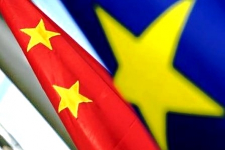 Ue e Cina si avvicinano, ma l’economia di Pechino rallenta  
